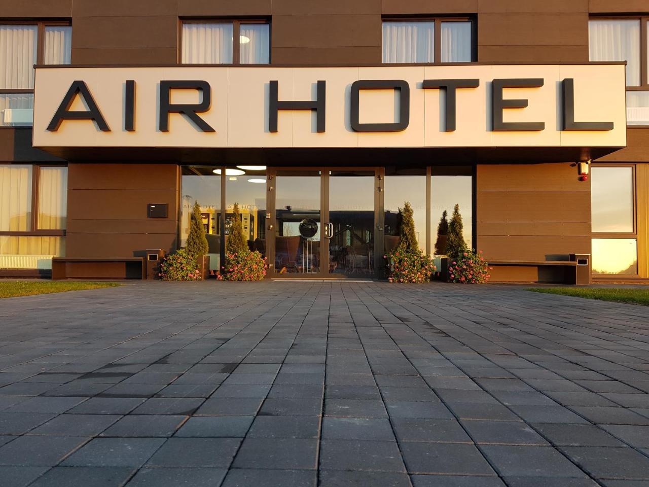 Air Hotel Karmelava Екстер'єр фото